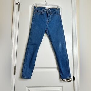 Levi’s Women’s Wedgie Fit Skinny Leg Jeans Button Fly | Size 27